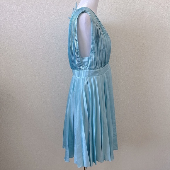 ABERCROMBIE AND FITCH Plunge Pleated Mini Dress NWT in Aqua Blue Sz. Medium Tall - Picture 9 of 16